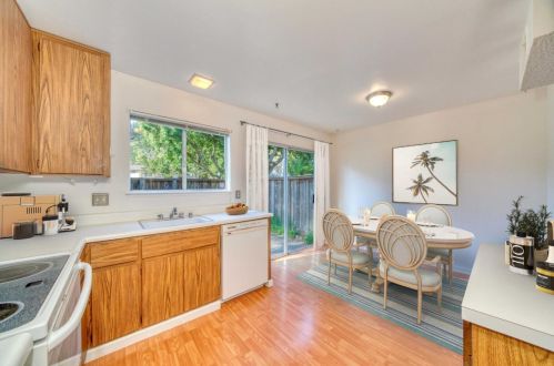 1165 Oddstad Blvd, Pacifica CA  94044-4446 exterior