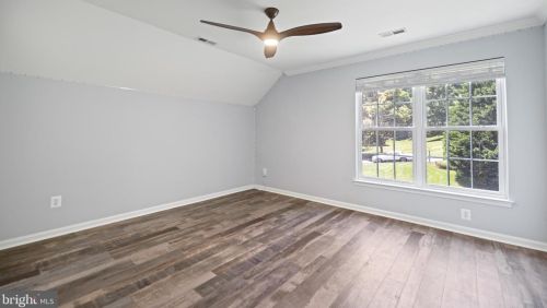 19308 Bothwell Ct, Triangle VA  22172-2341 exterior