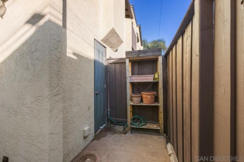 4046 Iowa St, San Diego CA 92104-2671 exterior