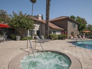 7952 Pocket Rd, Sacramento CA  95831-5700 exterior