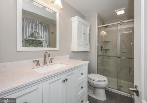 140 Windsor Ave, Southampton PA  18966-3334 exterior