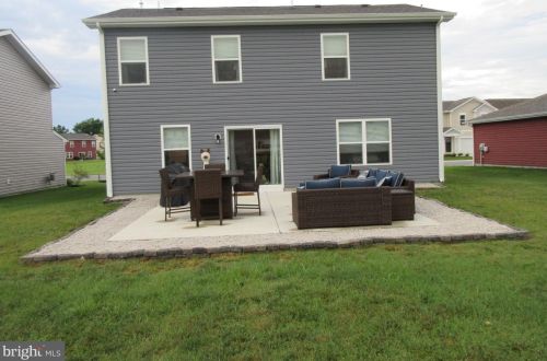 319 Planters Dr, Seaford DE  19973-7606 exterior
