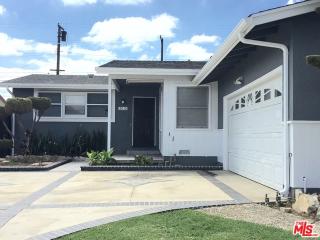 2012 134th Pl, Gardena, CA 90249-1806