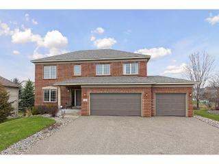 74 Spring Hill Bay, Hudson, WI 54016-7742