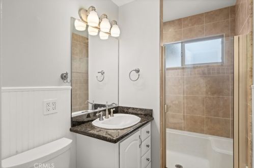 950 Karen Dr, Chico CA  95926-2819 exterior