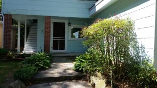 522 3rd Ave, Hendersonville NC  28739-4916 exterior