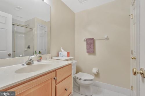 23 Hampshire Ct, Wilmington DE  19807-2535 exterior