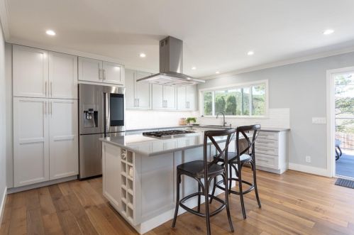 155 Lk Dr, San Bruno CA  94066-2514 exterior