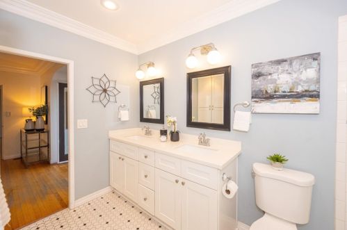 5118 Marlborough Dr, San Diego CA  92116-2029 exterior