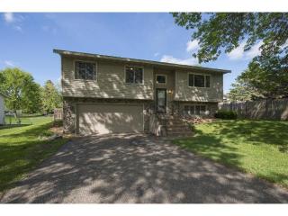 6932 Calgary Rd, Saint Paul, MN 55125-2960
