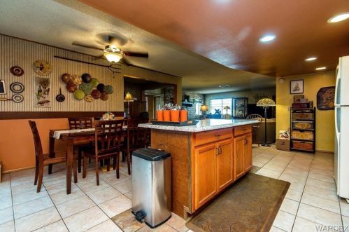 1386 Trane Rd, Bullhead City AZ  86442-7102 exterior