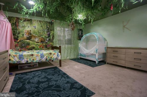 540 Devon Rd, Camp Hill PA  17011-2122 exterior