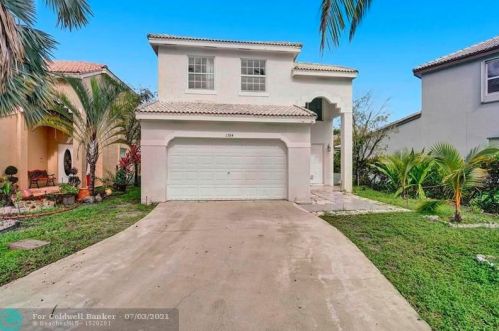1384 105th Ave, Hollywood, FL 33025-4793