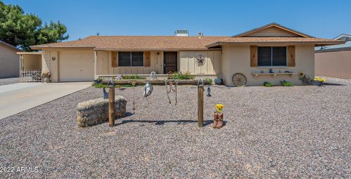 10314 Sun City Blvd, Sun City, AZ 85351-3857