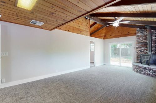 16 Midway Dr, Oroville CA  95966-3656 exterior