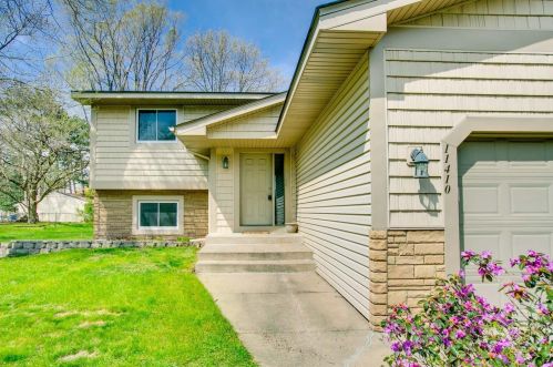 11410 Osage St, Minneapolis, MN 55433-3623