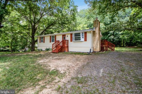 8809 Old Block House Ln, Spotsylvania VA  22551-3512 exterior