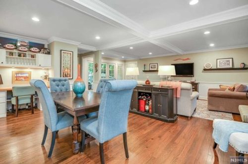 11 Cherokee Trl, Oakland NJ  07436-3011 exterior