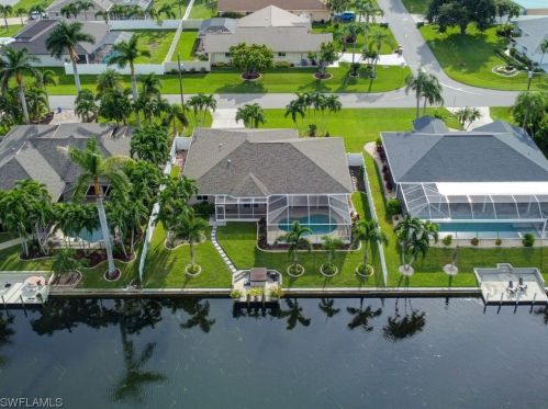 1532 6th Ave, Cape Coral, FL 33909-0010