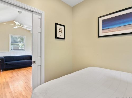 2 Noyes Rd, Lyme CT  06371-1636 exterior