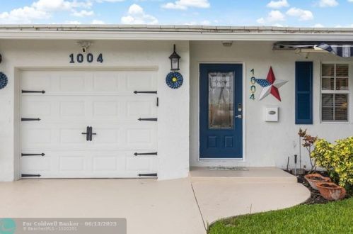 1004 16th St, Boynton Beach, FL 33426-5418