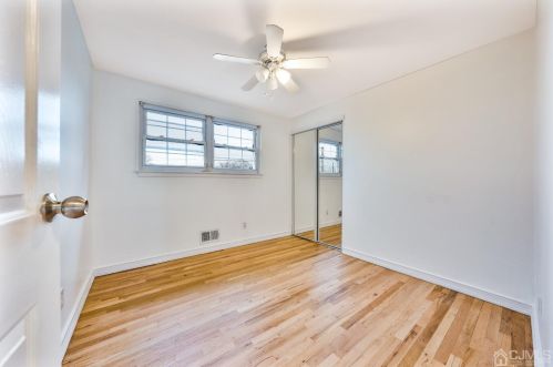 853 Barry Ave, Perth Amboy NJ  08861-1626 exterior