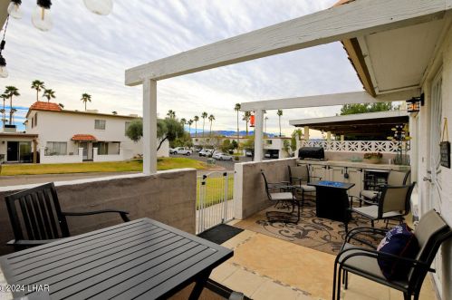 1759 Los Lagos Dr, Lake Havasu City AZ  86403-6650 exterior