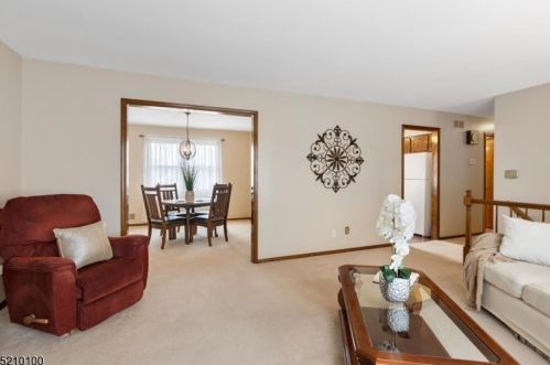 309 White Ave, Manville NJ  08835-2015 exterior