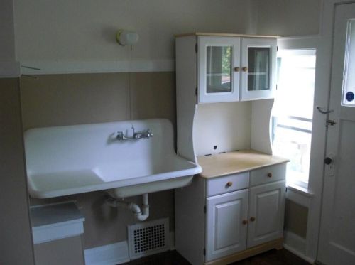 3018 Oakland Ave, Milwaukee WI 53211-3233 exterior