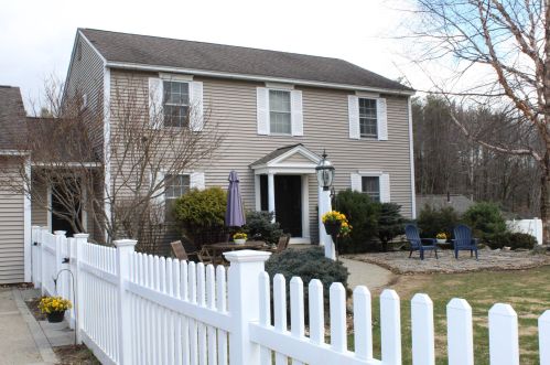 38 Matthews Rd, Keene NH 03431-3907 exterior