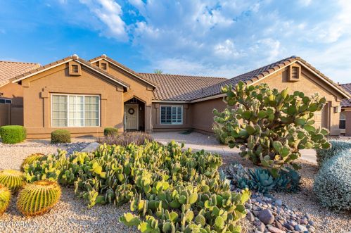 4537 Fernwood Ct, Cave Creek AZ  85331-3213 exterior