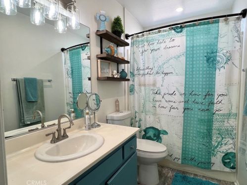 26873 Cuatro Milpas St, Santa Clarita CA  91354-2332 exterior
