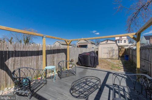 633 Division St, Gloucester NJ  08030-2335 exterior