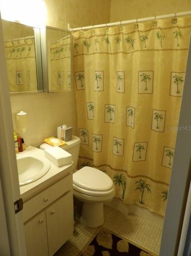 5403 Embassy Ave, New Port Richey FL 34652-5038 exterior