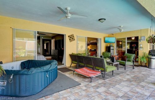 211 12th St, Cape Coral FL  33990-2025 exterior