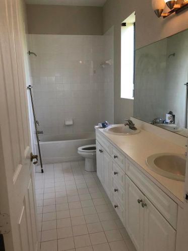 2500 Venetian Ct, Boynton Beach, FL 33426-7472