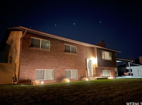 1413 550, Clearfield, UT 84015-9503