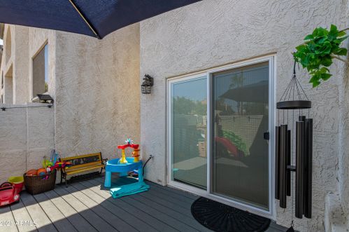 501 Sunrise Dr, Gilbert AZ  85233-6732 exterior