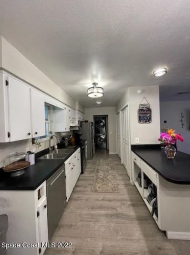 231 Seminole Ave, Titusville, FL 32780-5629