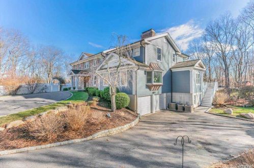 4 Mountain View Dr, Northport, NY 11768-2338