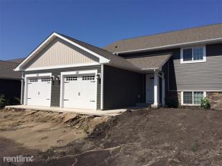 220 Skylark Dr, Mankato MN  56001-5364 exterior