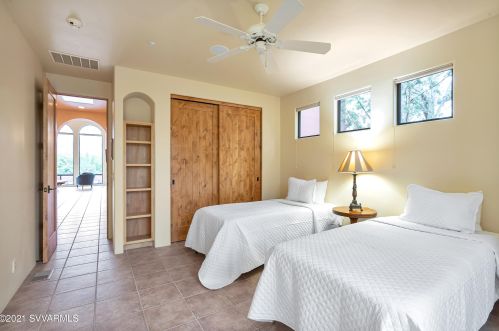 70 Calle Irena, Sedona AZ 86336-4769 exterior