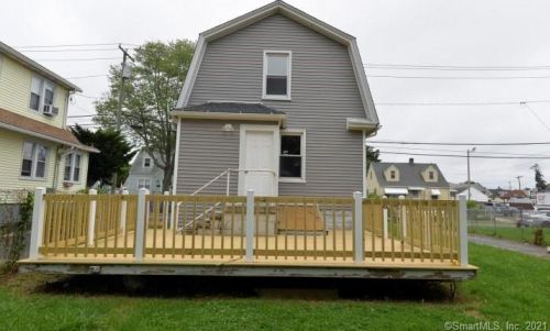 47 Bishop Ave, Bridgeport, CT 06610-2543