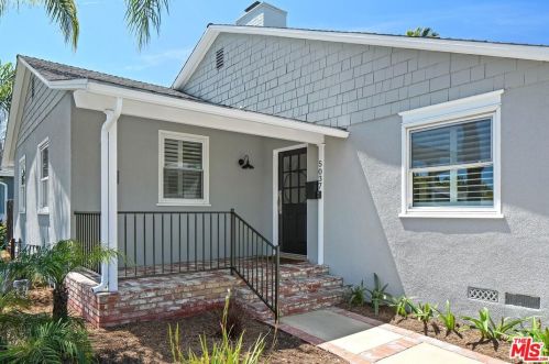 5037 Matilija Ave, Van Nuys, CA 91423-1237