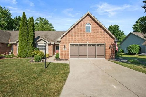 6182 Avocet Cir, Hobart, IN 46342-6938