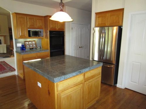 935 Union Rd, Hollister CA  95023-9117 exterior