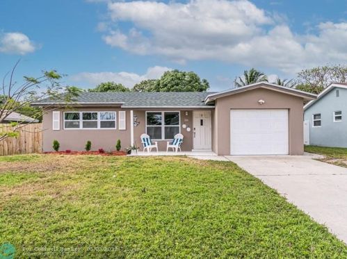 216 8th Ave, Boynton Beach, FL 33435-5632