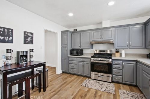 1341 Silverbirch Pl, West Covina CA  91790-5048 exterior