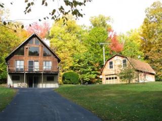 377 Oxbow Rd, Hinsdale, NH 03451-2050