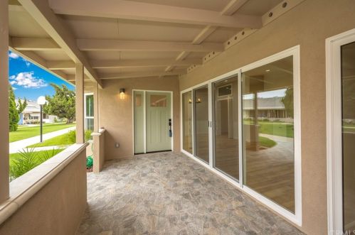 13560 Cedar Crest Ln, Seal Beach CA  90740-4673 exterior